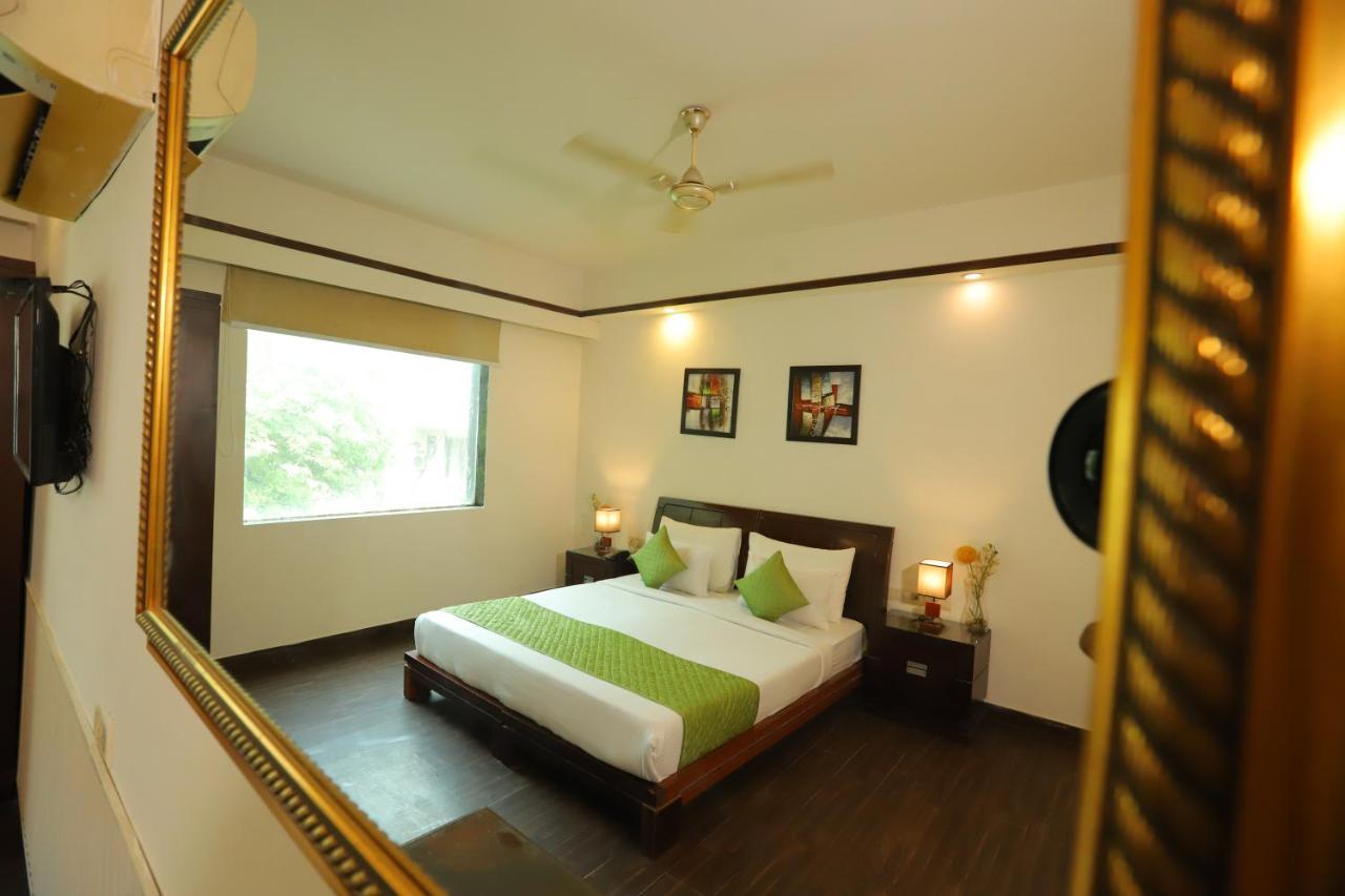 Hotel The Picasso Residency - Naraina Neu-Delhi Exterior foto