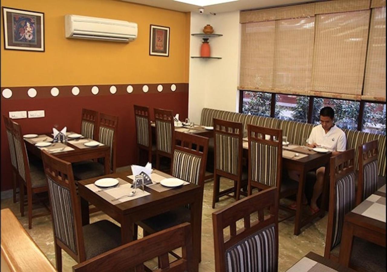 Hotel The Picasso Residency - Naraina Neu-Delhi Exterior foto