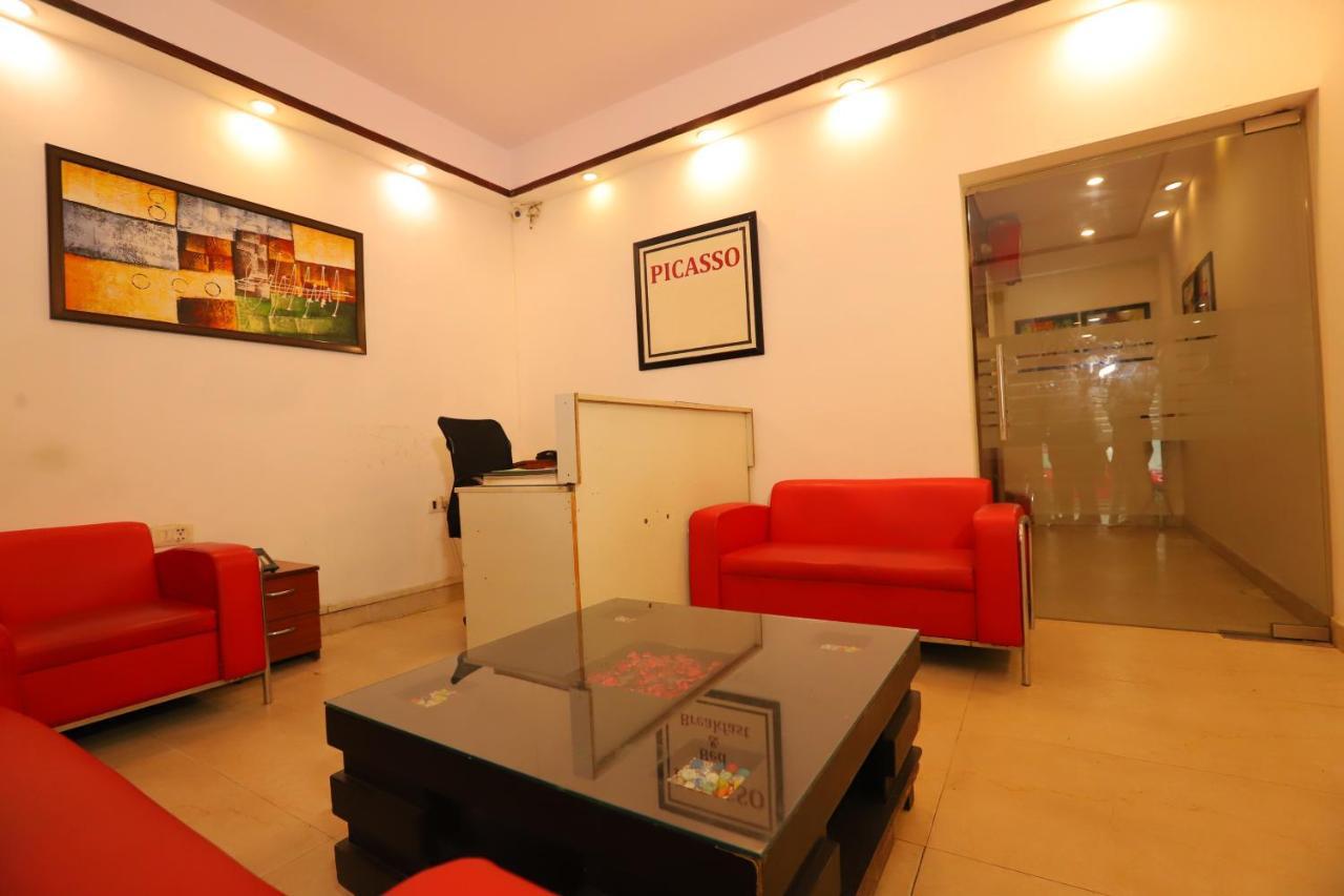 Hotel The Picasso Residency - Naraina Neu-Delhi Exterior foto