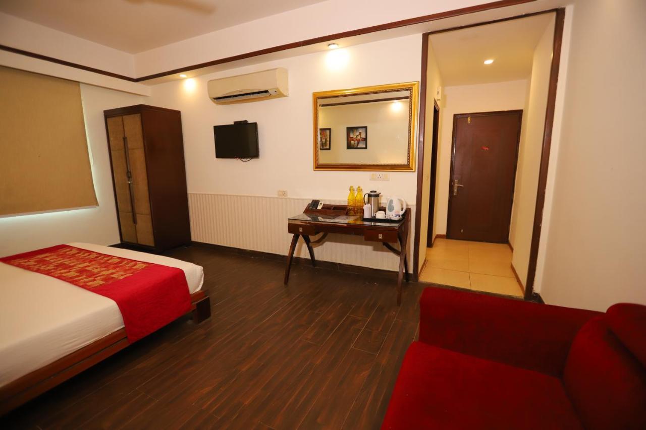 Hotel The Picasso Residency - Naraina Neu-Delhi Exterior foto