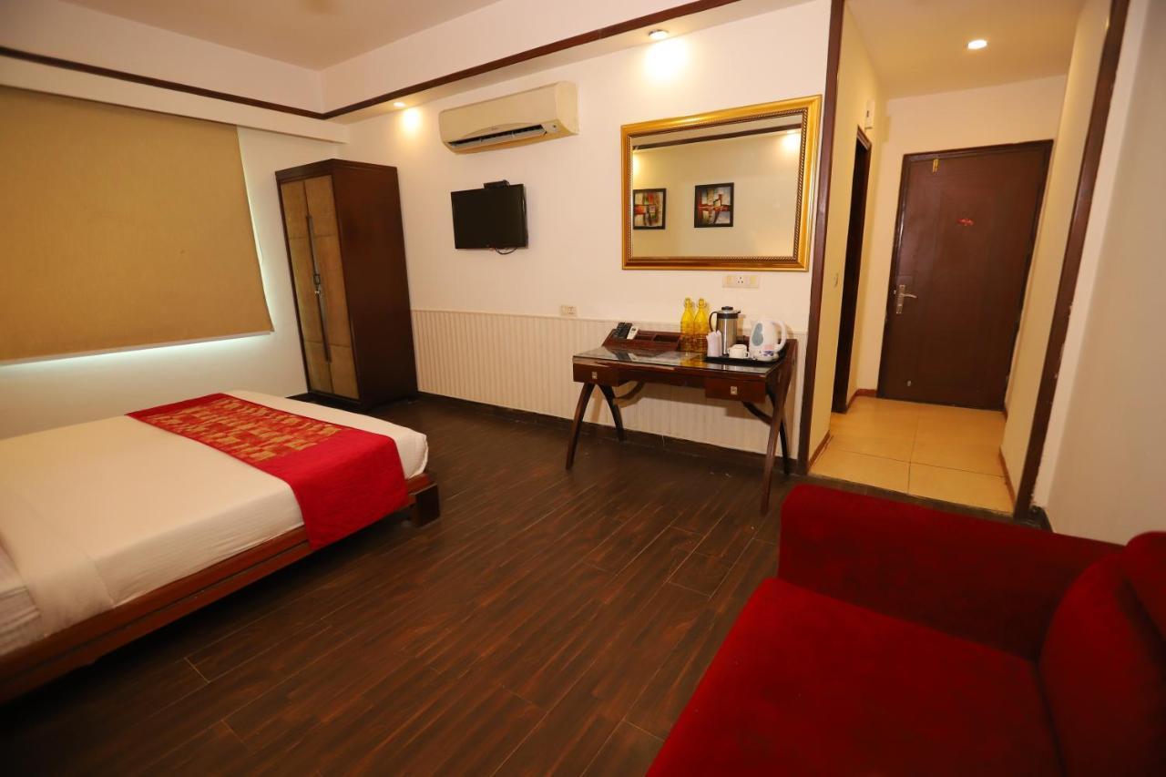 Hotel The Picasso Residency - Naraina Neu-Delhi Exterior foto