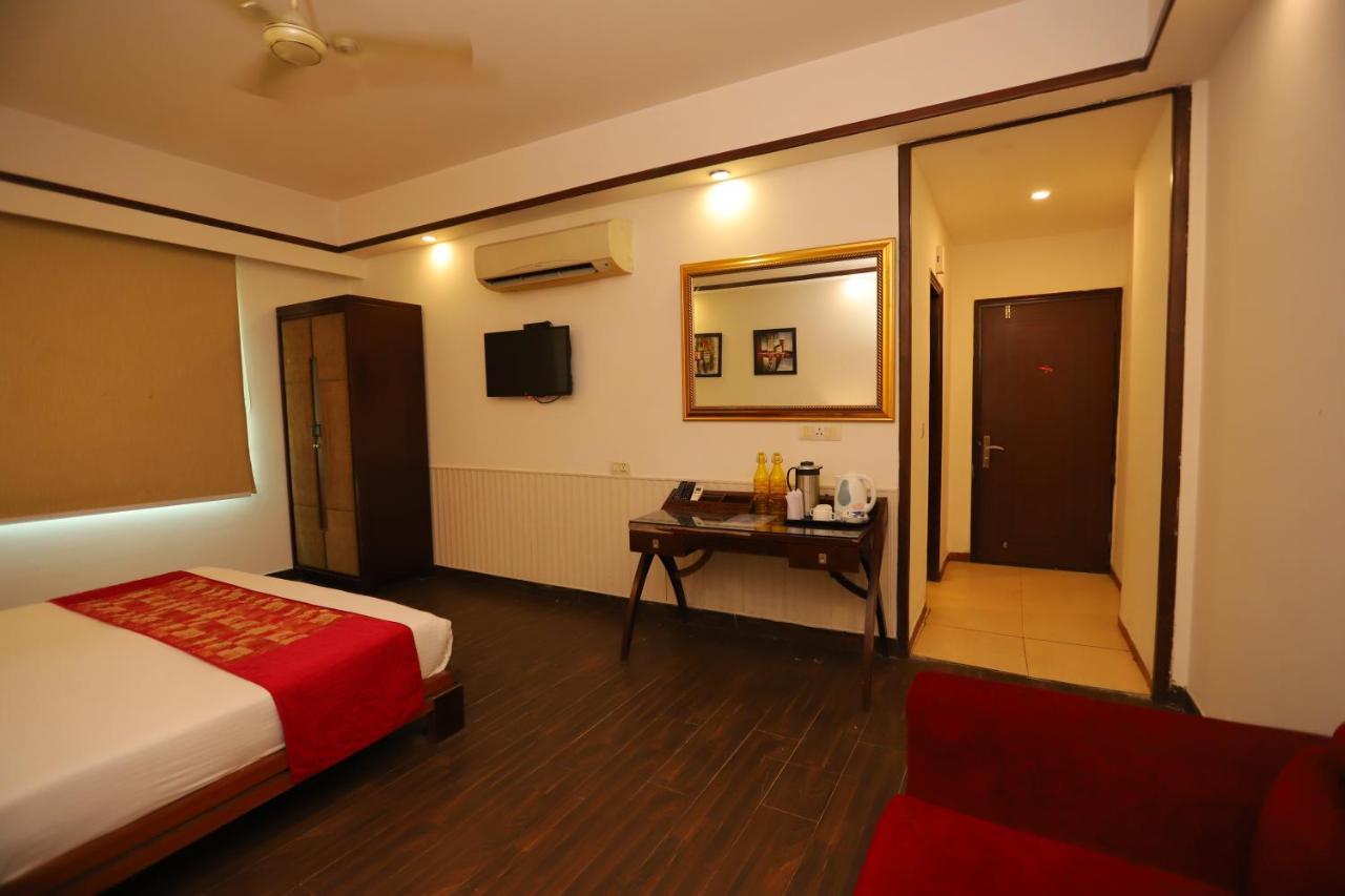Hotel The Picasso Residency - Naraina Neu-Delhi Exterior foto
